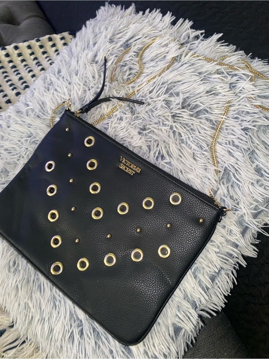 Victoria's Secret Handbags - Victoria's Secret Black Crossbody Bag with Gold Chain Strap